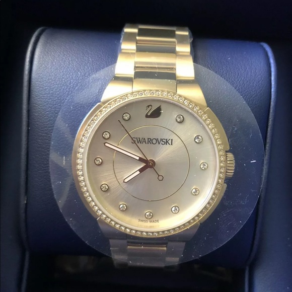 Authentic Swarovski City gold watch - Picture 2 of 3